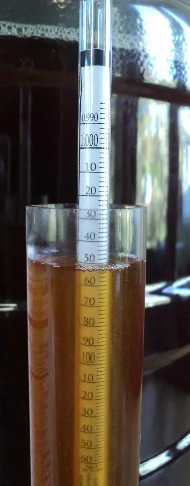 How to Use a Hydrometer